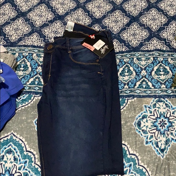 Dark Blue High Rise Better Butt Jeans - Picture 1 of 2